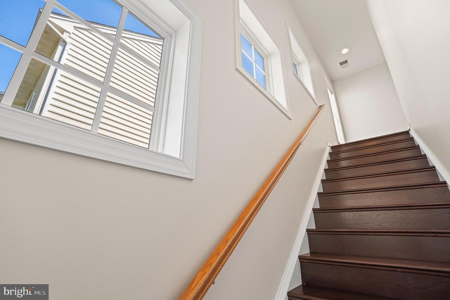 16862 REEF KNOT WAY, WOODBRIDGE, Virginia 22191, 5 Bedrooms Bedrooms, ,4 BathroomsBathrooms,Residential,For sale,16862 REEF KNOT WAY,VAPW2109572 MLS # VAPW2109572 16862 REEF KNOT WAY, WOODBRIDGE, Virginia 22191, 5 Bedrooms Bedrooms, ,4 BathroomsBathrooms,Residential,For sale,16862 REEF KNOT WAY,VAPW2109572 MLS # VAPW2109572