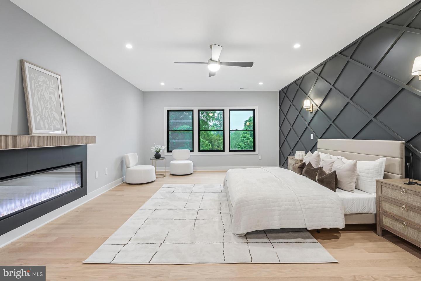 1052 BALLS HILL RD, MCLEAN, Virginia 22101, 6 Bedrooms Bedrooms, ,6 BathroomsBathrooms,Residential,For sale,1052 BALLS HILL RD,VAFX2283384 MLS # VAFX2283384