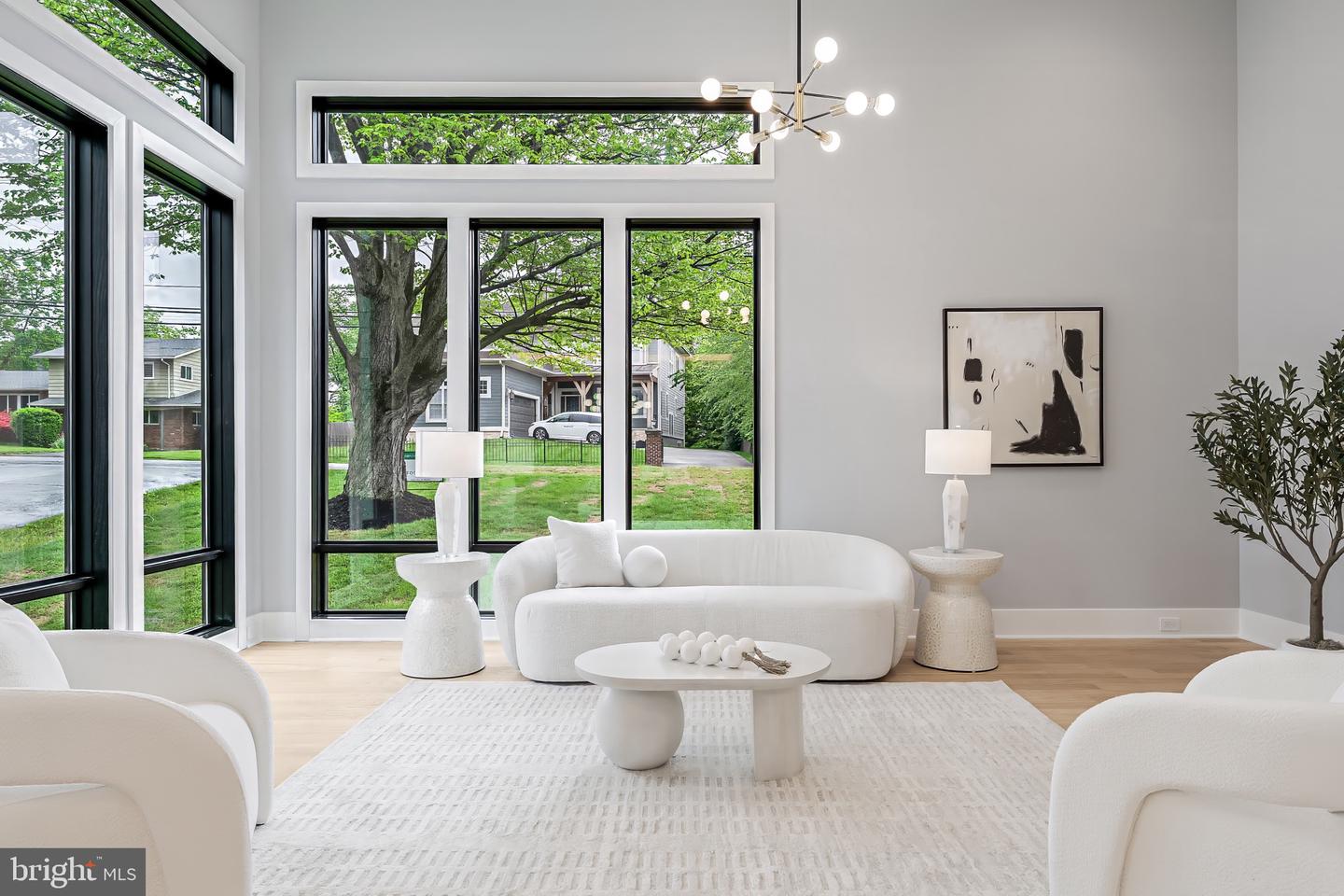 1052 BALLS HILL RD, MCLEAN, Virginia 22101, 6 Bedrooms Bedrooms, ,6 BathroomsBathrooms,Residential,For sale,1052 BALLS HILL RD,VAFX2283384 MLS # VAFX2283384