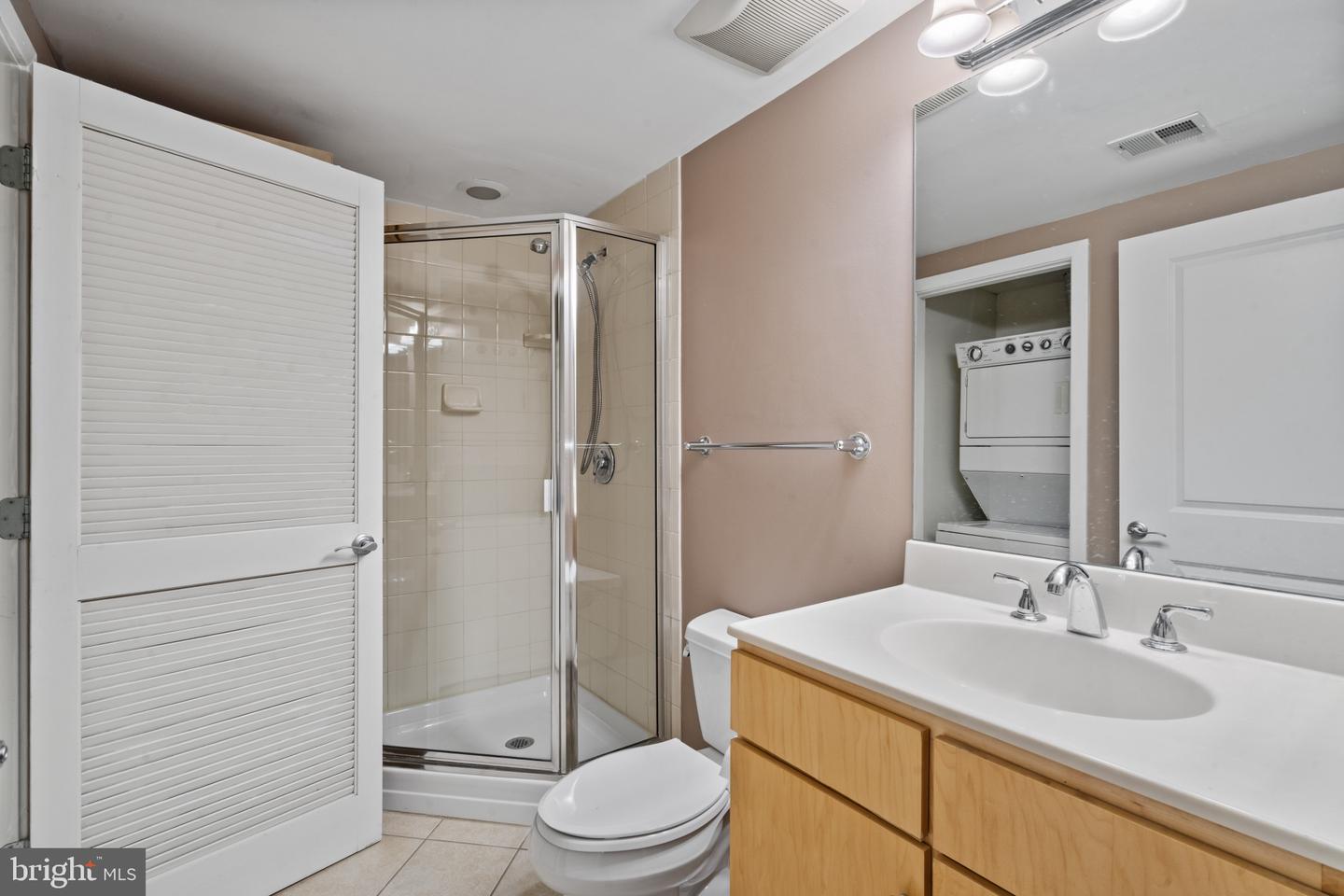 1117 10TH ST NW #202, WASHINGTON, District Of Columbia 20001, 2 Bedrooms Bedrooms, ,2 BathroomsBathrooms,Residential,For sale,1117 10TH ST NW #202,DCDC2238004 MLS # DCDC2238004