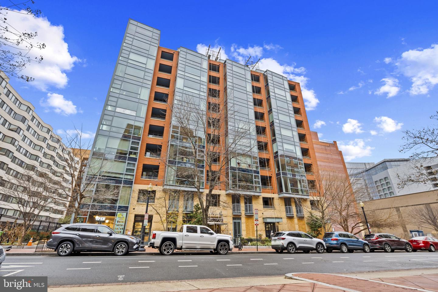 1117 10TH ST NW #202, WASHINGTON, District Of Columbia 20001, 2 Bedrooms Bedrooms, ,2 BathroomsBathrooms,Residential,For sale,1117 10TH ST NW #202,DCDC2238004 MLS # DCDC2238004