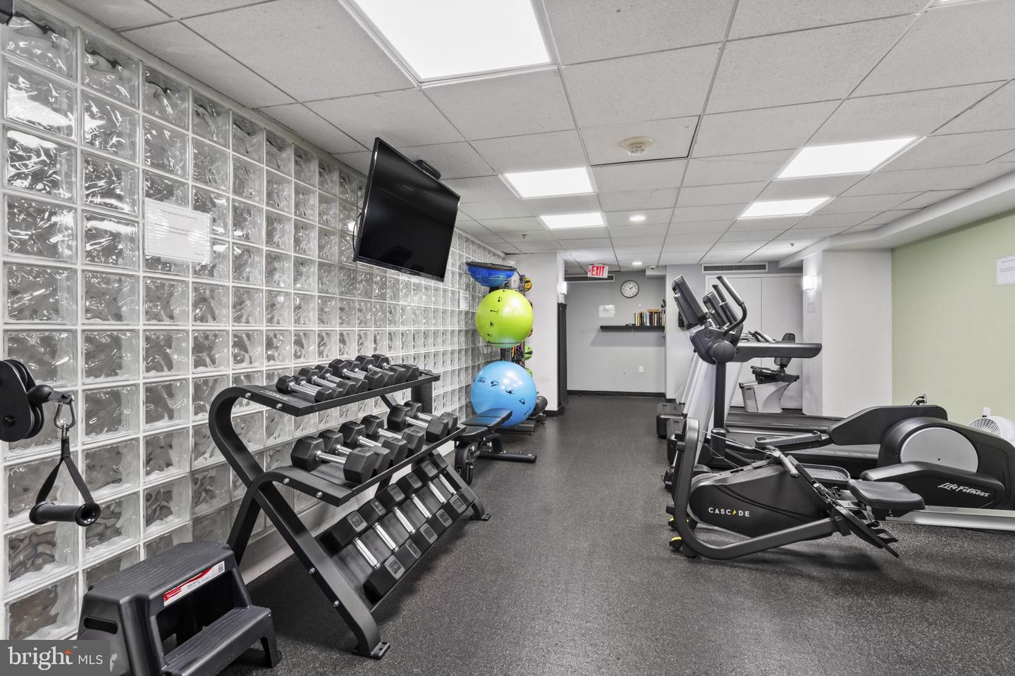 1117 10TH ST NW #202, WASHINGTON, District Of Columbia 20001, 2 Bedrooms Bedrooms, ,2 BathroomsBathrooms,Residential,For sale,1117 10TH ST NW #202,DCDC2238004 MLS # DCDC2238004