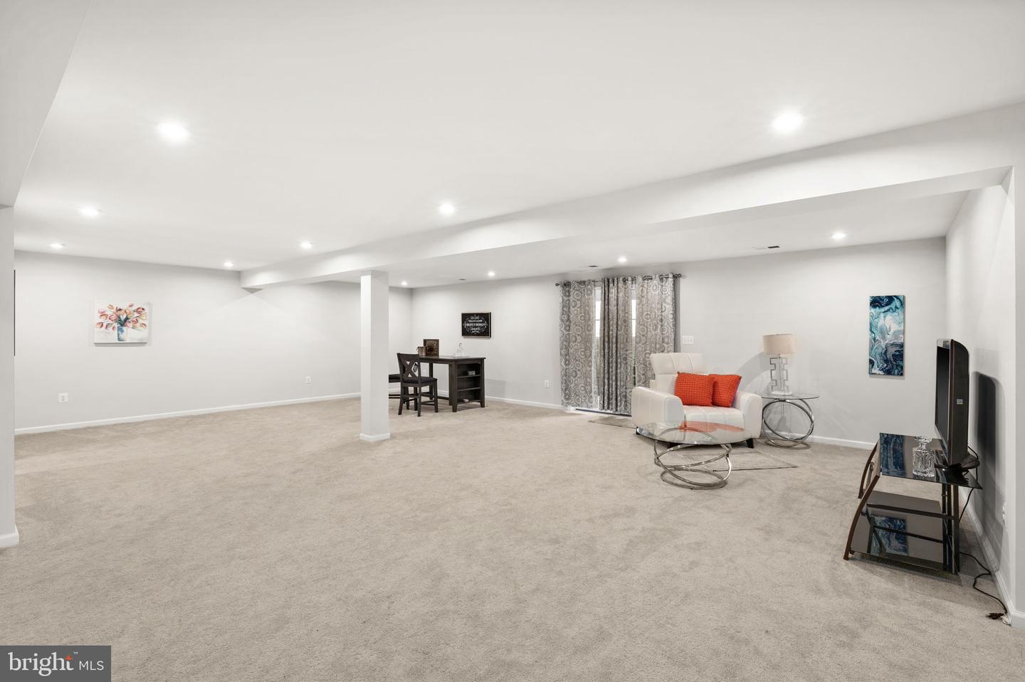 9323 WOOD CREEK CIR, FREDERICKSBURG, Virginia 22407, 3 Bedrooms Bedrooms, ,3 BathroomsBathrooms,Residential,For sale,9323 WOOD CREEK CIR,VASP2038280 MLS # VASP2038280