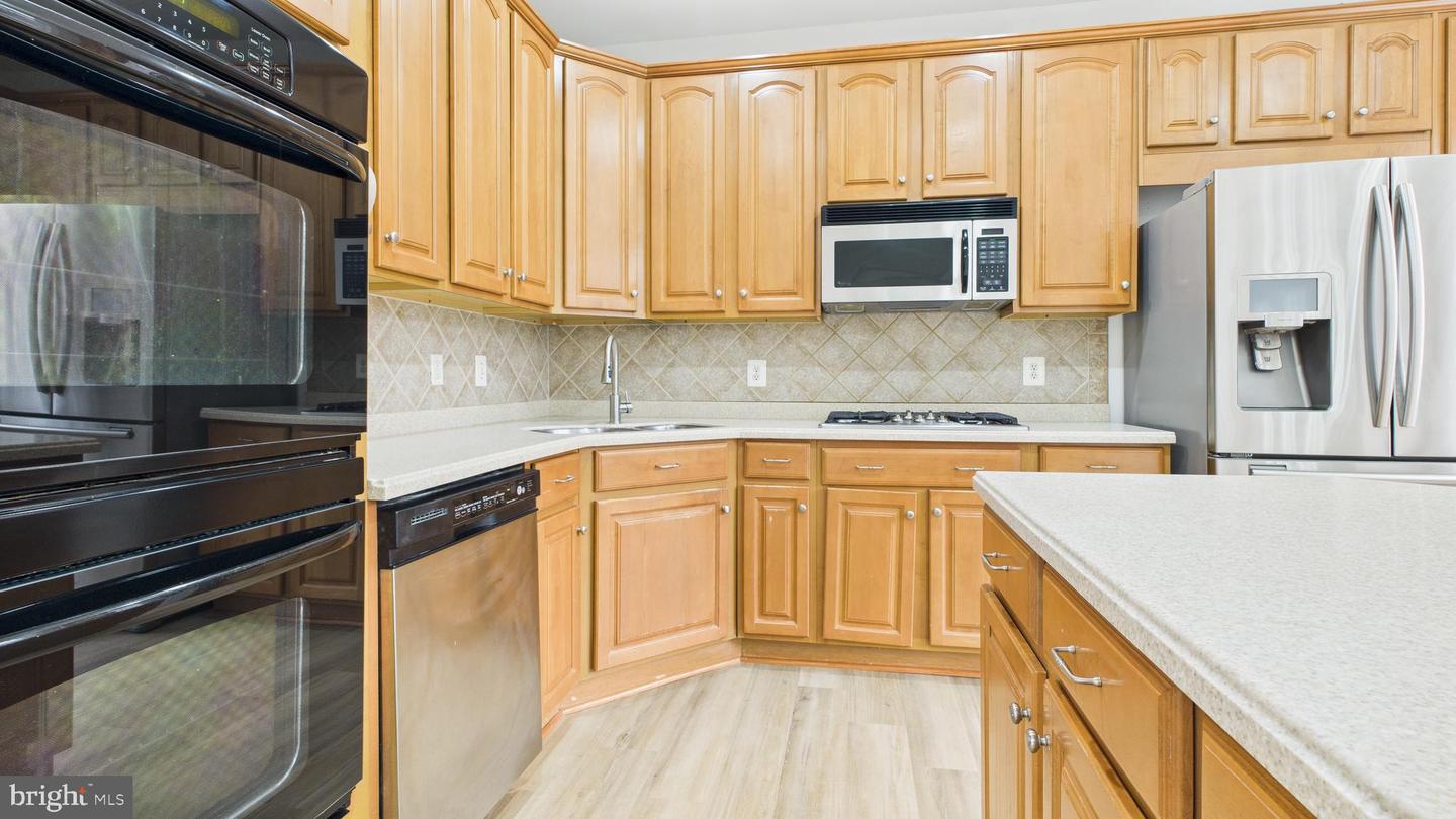 12413 DORFORTH DR, FAIRFAX, Virginia 22033, 4 Bedrooms Bedrooms, ,4 BathroomsBathrooms,Residential,For sale,12413 DORFORTH DR,VAFX2283516 MLS # VAFX2283516 12413 DORFORTH DR, FAIRFAX, Virginia 22033, 4 Bedrooms Bedrooms, ,4 BathroomsBathrooms,Residential,For sale,12413 DORFORTH DR,VAFX2283516 MLS # VAFX2283516