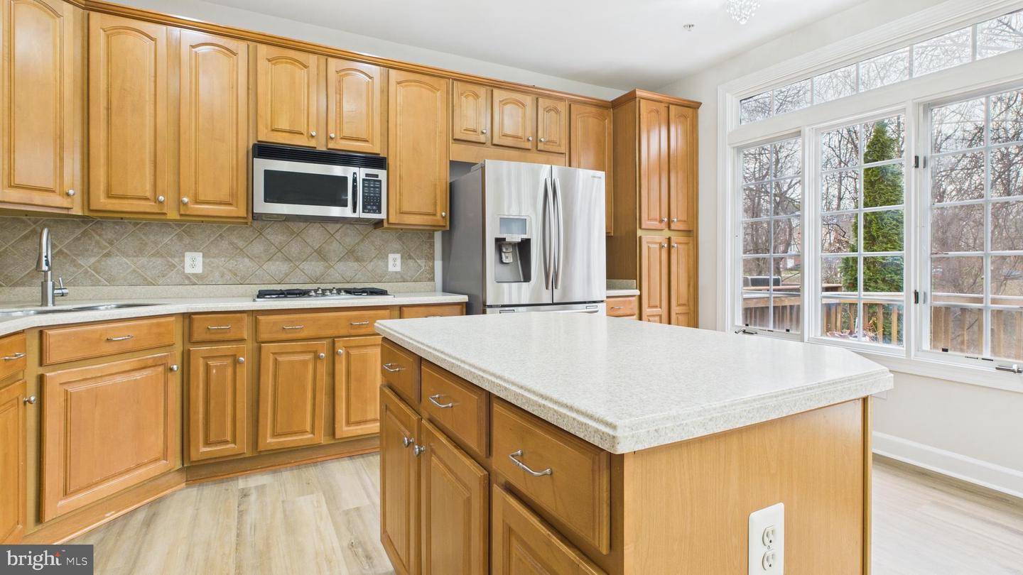 12413 DORFORTH DR, FAIRFAX, Virginia 22033, 4 Bedrooms Bedrooms, ,4 BathroomsBathrooms,Residential,For sale,12413 DORFORTH DR,VAFX2283516 MLS # VAFX2283516 12413 DORFORTH DR, FAIRFAX, Virginia 22033, 4 Bedrooms Bedrooms, ,4 BathroomsBathrooms,Residential,For sale,12413 DORFORTH DR,VAFX2283516 MLS # VAFX2283516