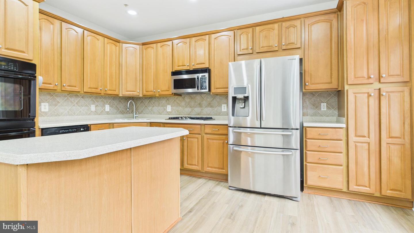 12413 DORFORTH DR, FAIRFAX, Virginia 22033, 4 Bedrooms Bedrooms, ,4 BathroomsBathrooms,Residential,For sale,12413 DORFORTH DR,VAFX2283516 MLS # VAFX2283516 12413 DORFORTH DR, FAIRFAX, Virginia 22033, 4 Bedrooms Bedrooms, ,4 BathroomsBathrooms,Residential,For sale,12413 DORFORTH DR,VAFX2283516 MLS # VAFX2283516