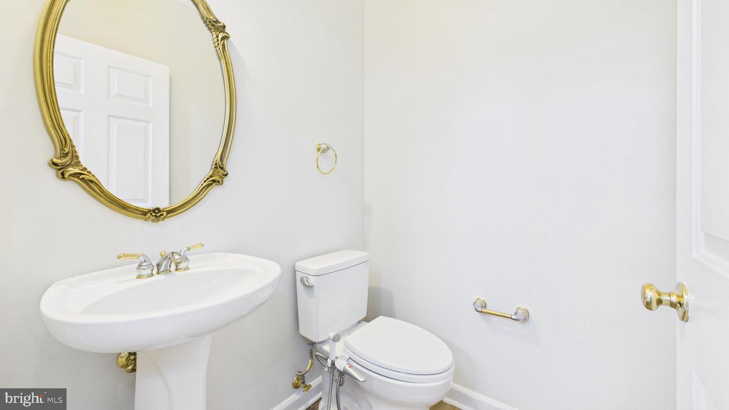 12413 DORFORTH DR, FAIRFAX, Virginia 22033, 4 Bedrooms Bedrooms, ,4 BathroomsBathrooms,Residential,For sale,12413 DORFORTH DR,VAFX2283516 MLS # VAFX2283516 12413 DORFORTH DR, FAIRFAX, Virginia 22033, 4 Bedrooms Bedrooms, ,4 BathroomsBathrooms,Residential,For sale,12413 DORFORTH DR,VAFX2283516 MLS # VAFX2283516