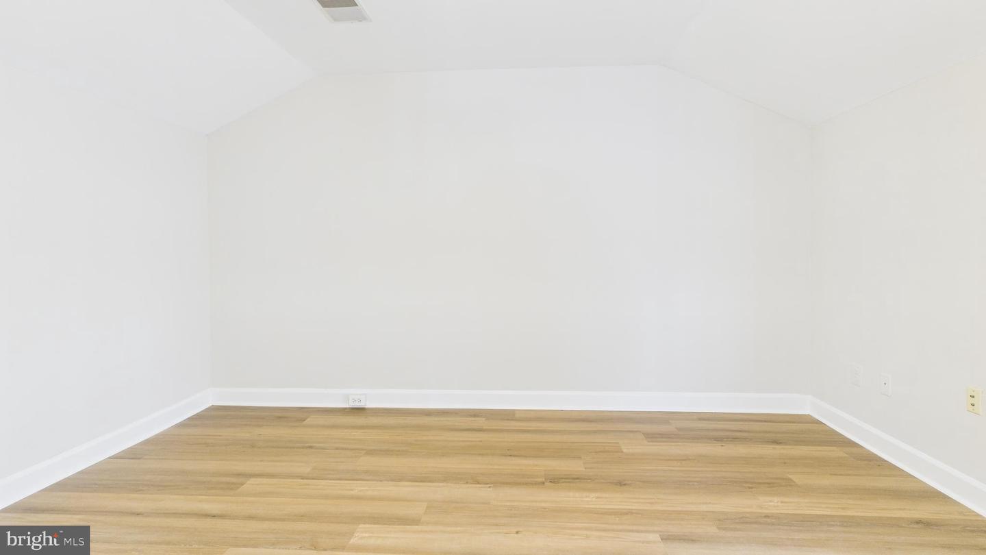 12413 DORFORTH DR, FAIRFAX, Virginia 22033, 4 Bedrooms Bedrooms, ,4 BathroomsBathrooms,Residential,For sale,12413 DORFORTH DR,VAFX2283516 MLS # VAFX2283516 12413 DORFORTH DR, FAIRFAX, Virginia 22033, 4 Bedrooms Bedrooms, ,4 BathroomsBathrooms,Residential,For sale,12413 DORFORTH DR,VAFX2283516 MLS # VAFX2283516