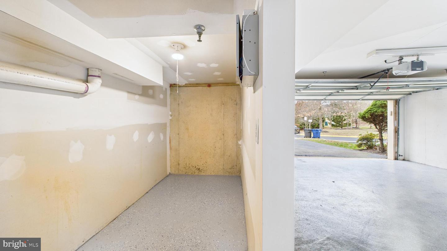 12413 DORFORTH DR, FAIRFAX, Virginia 22033, 4 Bedrooms Bedrooms, ,4 BathroomsBathrooms,Residential,For sale,12413 DORFORTH DR,VAFX2283516 MLS # VAFX2283516 12413 DORFORTH DR, FAIRFAX, Virginia 22033, 4 Bedrooms Bedrooms, ,4 BathroomsBathrooms,Residential,For sale,12413 DORFORTH DR,VAFX2283516 MLS # VAFX2283516