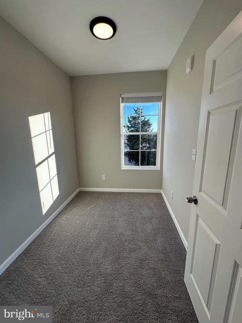 1812 H PL NE #B03, WASHINGTON, District Of Columbia 20002, 4 Bedrooms Bedrooms, ,1 BathroomBathrooms,Residential,For sale,1812 H PL NE #B03,DCDC2238930 MLS # DCDC2238930