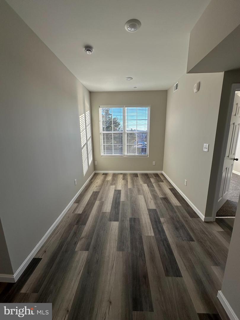 1812 H PL NE #407, WASHINGTON, District Of Columbia 20002, 4 Bedrooms Bedrooms, ,1 BathroomBathrooms,Residential,For sale,1812 H PL NE #407,DCDC2238932 MLS # DCDC2238932