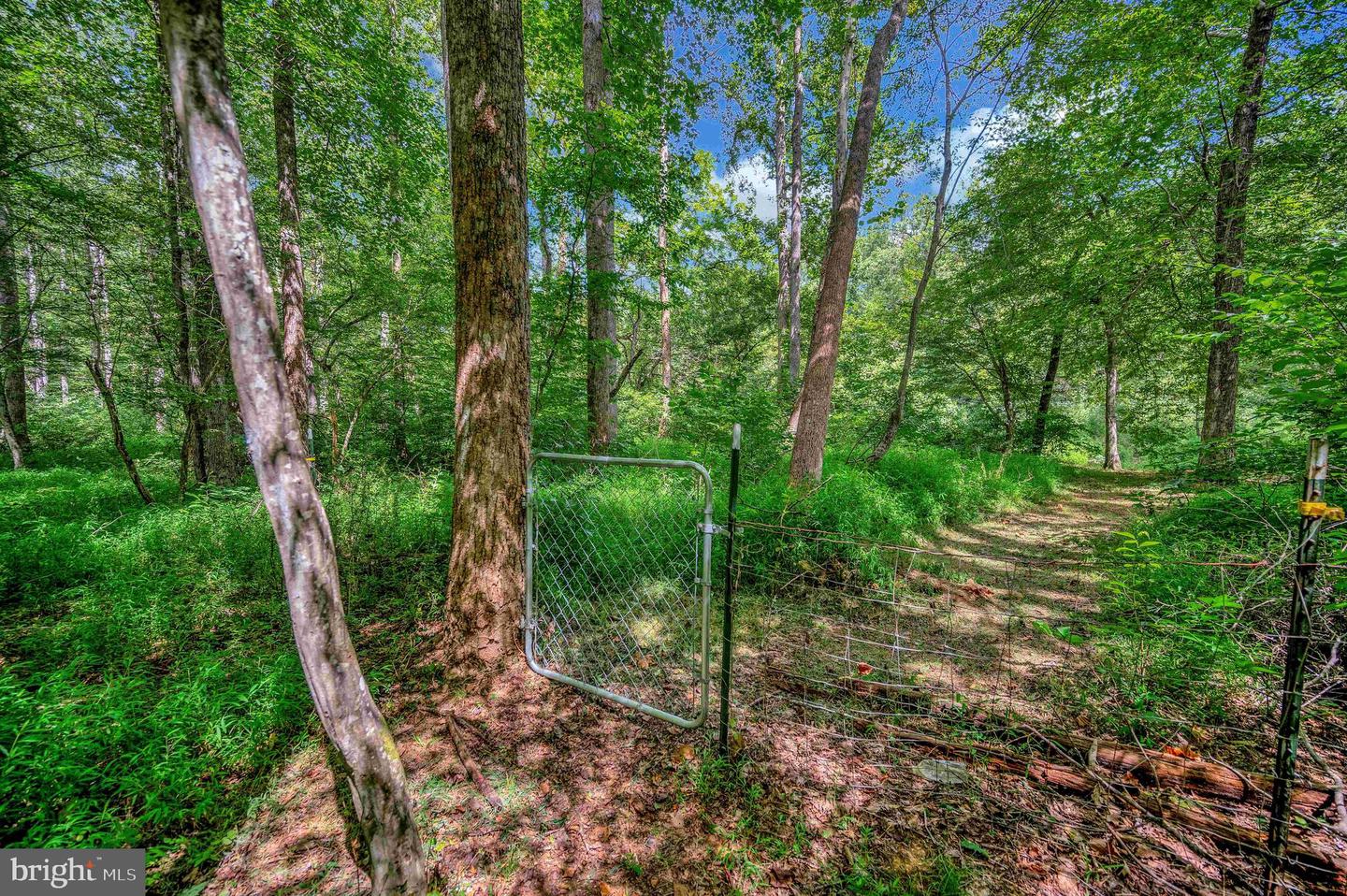 13185 MILL CREEK CT, REVA, Virginia 22735, 3 Bedrooms Bedrooms, ,2 BathroomsBathrooms,Residential,For sale,13185 MILL CREEK CT,VACU2012280 MLS # VACU2012280