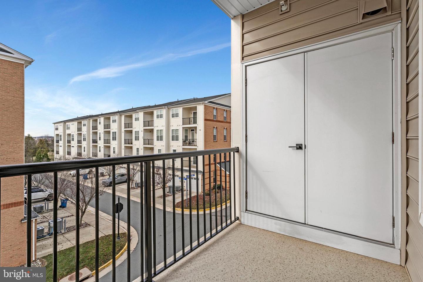 23477 BELVOIR WOODS TER, ASHBURN, Virginia 20148, 3 Bedrooms Bedrooms, ,2 BathroomsBathrooms,Residential,For sale,23477 BELVOIR WOODS TER,VALO2113098 MLS # VALO2113098