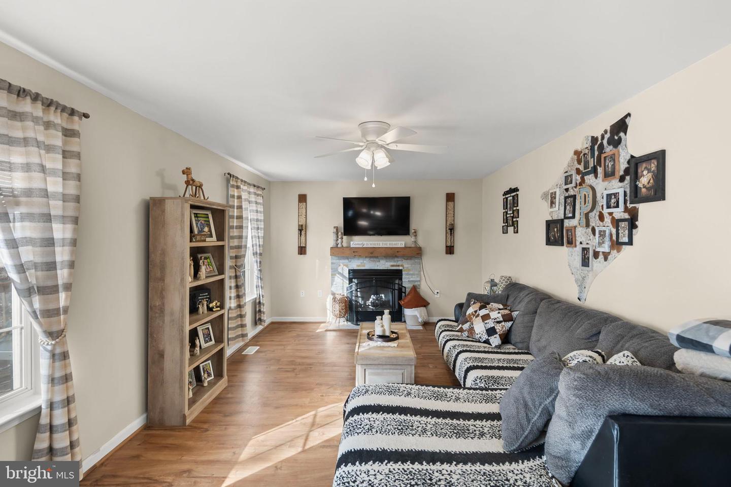 1105 HENRY DR, WINCHESTER, Virginia 22602, 4 Bedrooms Bedrooms, ,2 BathroomsBathrooms,Residential,For sale,1105 HENRY DR,VAFV2038626 MLS # VAFV2038626