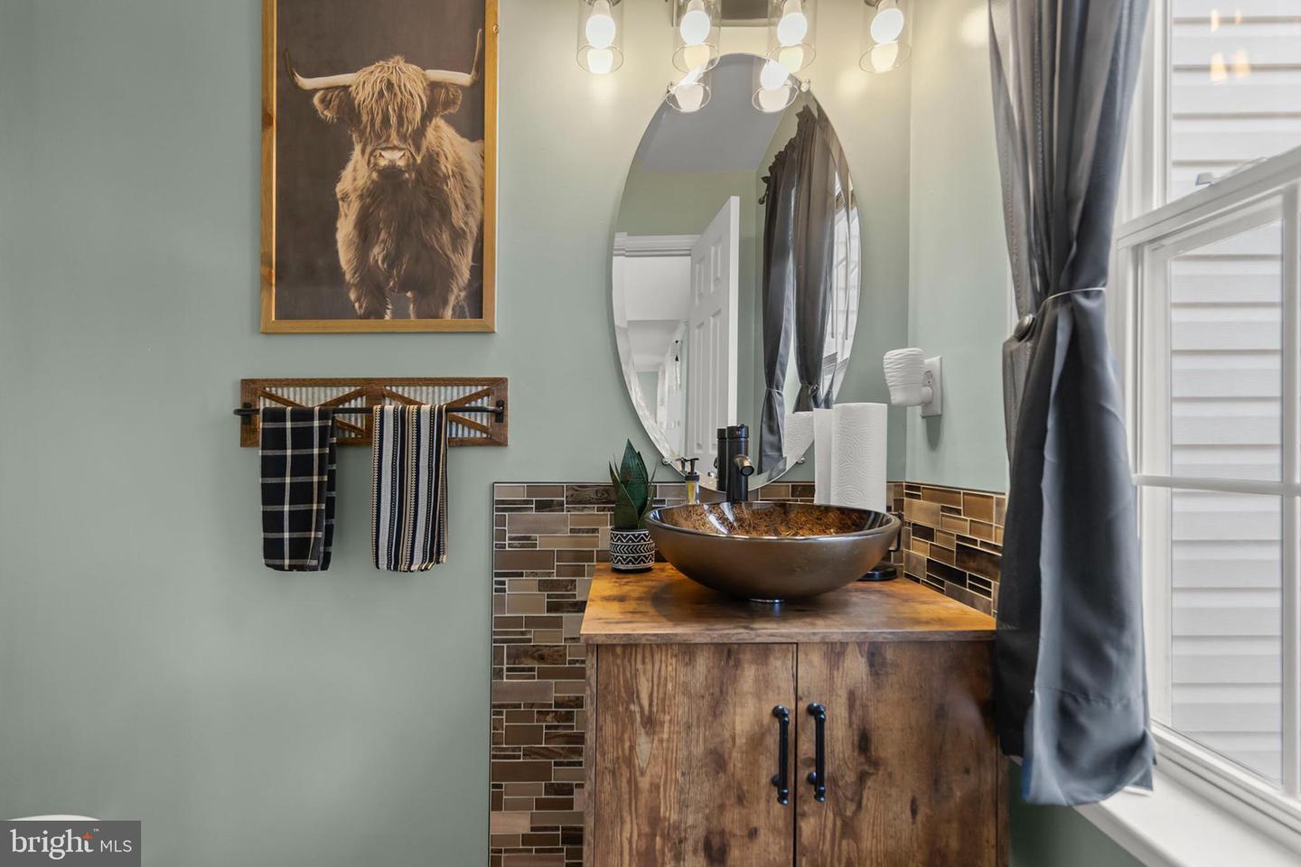 1105 HENRY DR, WINCHESTER, Virginia 22602, 4 Bedrooms Bedrooms, ,2 BathroomsBathrooms,Residential,For sale,1105 HENRY DR,VAFV2038626 MLS # VAFV2038626