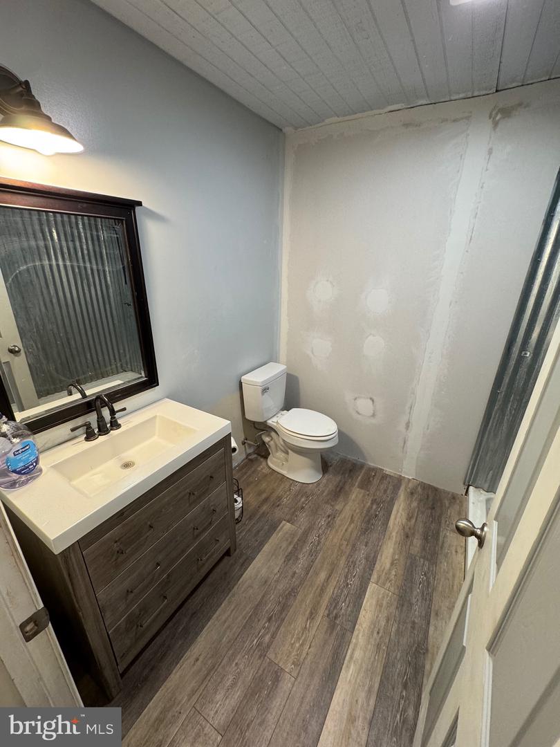 307 DAN HALL RD, MINERAL, Virginia 23117, 3 Bedrooms Bedrooms, ,2 BathroomsBathrooms,Residential,For sale,307 DAN HALL RD,VALA2009070 MLS # VALA2009070