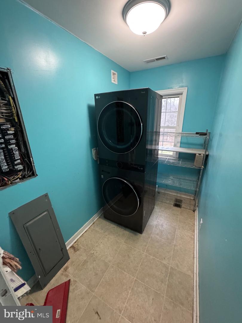 307 DAN HALL RD, MINERAL, Virginia 23117, 3 Bedrooms Bedrooms, ,2 BathroomsBathrooms,Residential,For sale,307 DAN HALL RD,VALA2009070 MLS # VALA2009070