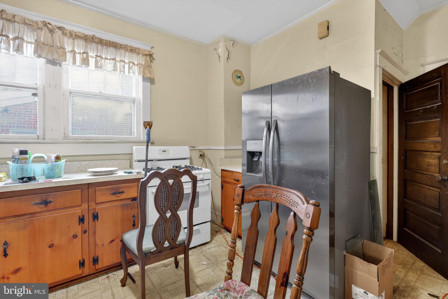 51 BUXTON AVE, NEWPORT NEWS, Virginia 23607, 4 Bedrooms Bedrooms, ,2 BathroomsBathrooms,Residential,For sale,51 BUXTON AVE,VANN2000118 MLS # VANN2000118 51 BUXTON AVE, NEWPORT NEWS, Virginia 23607, 4 Bedrooms Bedrooms, ,2 BathroomsBathrooms,Residential,For sale,51 BUXTON AVE,VANN2000118 MLS # VANN2000118