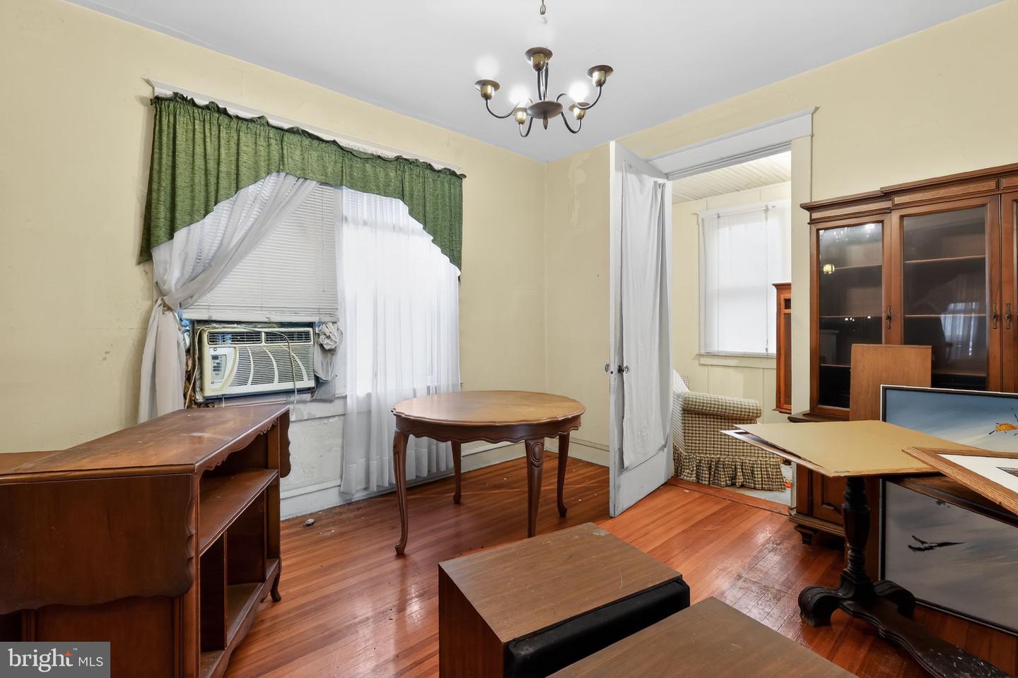 51 BUXTON AVE, NEWPORT NEWS, Virginia 23607, 4 Bedrooms Bedrooms, ,2 BathroomsBathrooms,Residential,For sale,51 BUXTON AVE,VANN2000118 MLS # VANN2000118 51 BUXTON AVE, NEWPORT NEWS, Virginia 23607, 4 Bedrooms Bedrooms, ,2 BathroomsBathrooms,Residential,For sale,51 BUXTON AVE,VANN2000118 MLS # VANN2000118