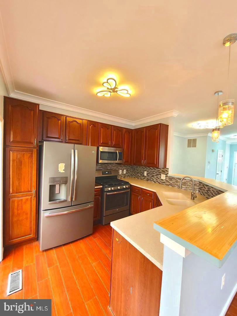 17308 PACIFIC RIM TER, DUMFRIES, Virginia 22025, 3 Bedrooms Bedrooms, ,2 BathroomsBathrooms,Residential,For sale,17308 PACIFIC RIM TER,VAPW2109702 MLS # VAPW2109702