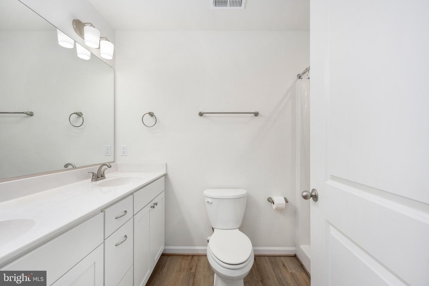 218 SHOREWOOD DR, COLONIAL BEACH, Virginia 22443, 3 Bedrooms Bedrooms, 8 Rooms Rooms,2 BathroomsBathrooms,Residential,For sale,218 SHOREWOOD DR,VAWE2010290 MLS # VAWE2010290 218 SHOREWOOD DR, COLONIAL BEACH, Virginia 22443, 3 Bedrooms Bedrooms, 8 Rooms Rooms,2 BathroomsBathrooms,Residential,For sale,218 SHOREWOOD DR,VAWE2010290 MLS # VAWE2010290