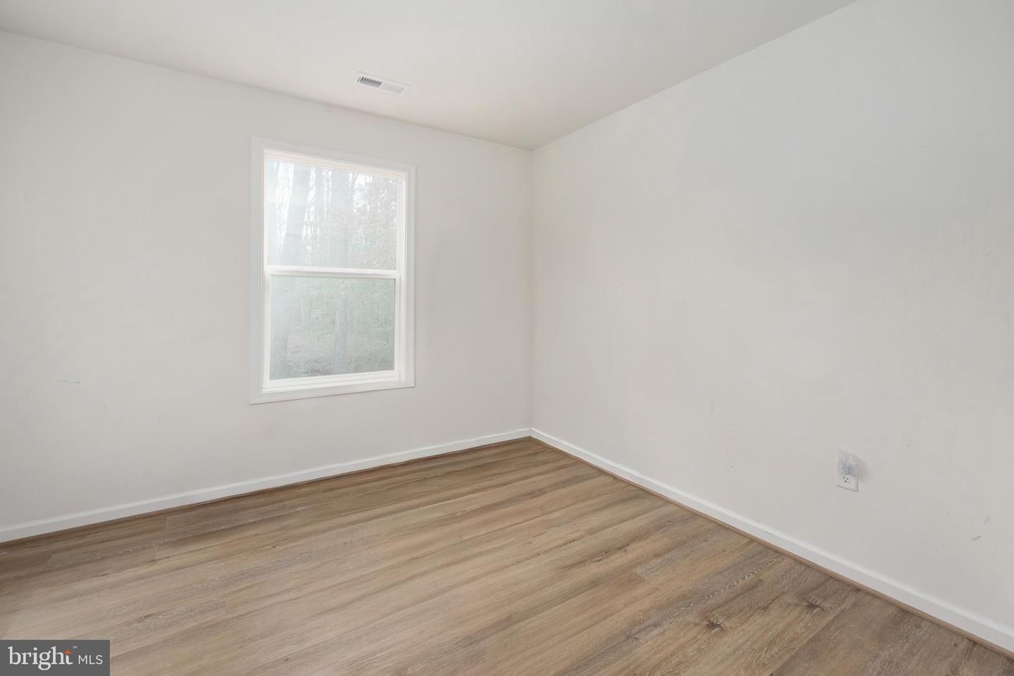 218 SHOREWOOD DR, COLONIAL BEACH, Virginia 22443, 3 Bedrooms Bedrooms, 8 Rooms Rooms,2 BathroomsBathrooms,Residential,For sale,218 SHOREWOOD DR,VAWE2010290 MLS # VAWE2010290 218 SHOREWOOD DR, COLONIAL BEACH, Virginia 22443, 3 Bedrooms Bedrooms, 8 Rooms Rooms,2 BathroomsBathrooms,Residential,For sale,218 SHOREWOOD DR,VAWE2010290 MLS # VAWE2010290