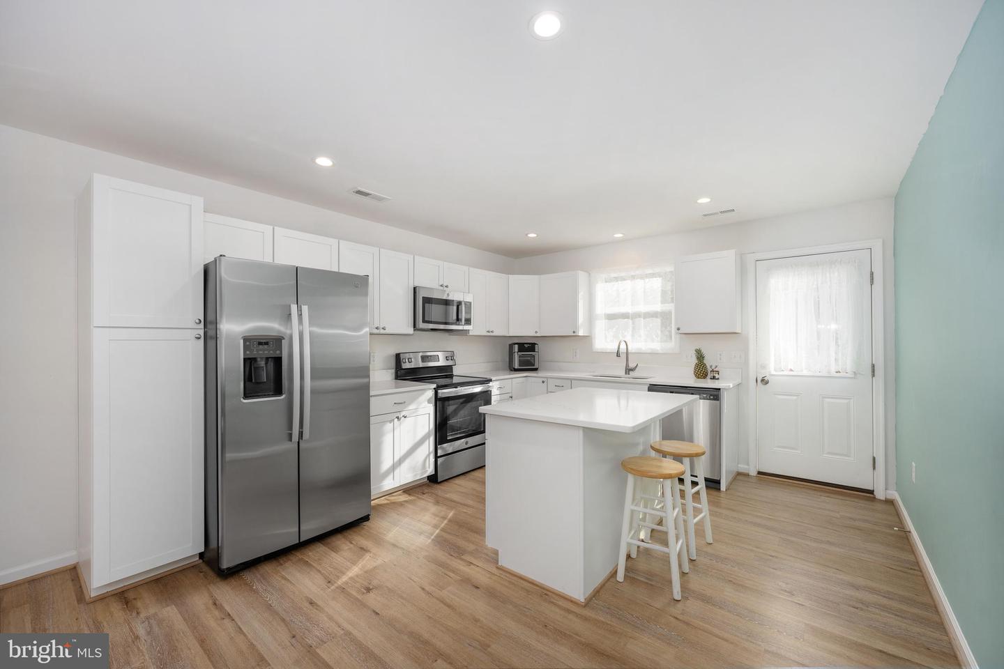 218 SHOREWOOD DR, COLONIAL BEACH, Virginia 22443, 3 Bedrooms Bedrooms, 8 Rooms Rooms,2 BathroomsBathrooms,Residential,For sale,218 SHOREWOOD DR,VAWE2010290 MLS # VAWE2010290 218 SHOREWOOD DR, COLONIAL BEACH, Virginia 22443, 3 Bedrooms Bedrooms, 8 Rooms Rooms,2 BathroomsBathrooms,Residential,For sale,218 SHOREWOOD DR,VAWE2010290 MLS # VAWE2010290