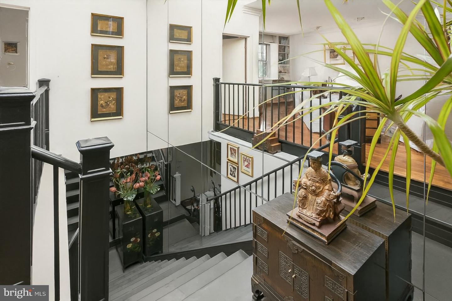 1829 16TH ST NW #4, WASHINGTON, District Of Columbia 20009, 2 Bedrooms Bedrooms, ,2 BathroomsBathrooms,Residential,For sale,1829 16TH ST NW #4,DCDC2239172 MLS # DCDC2239172