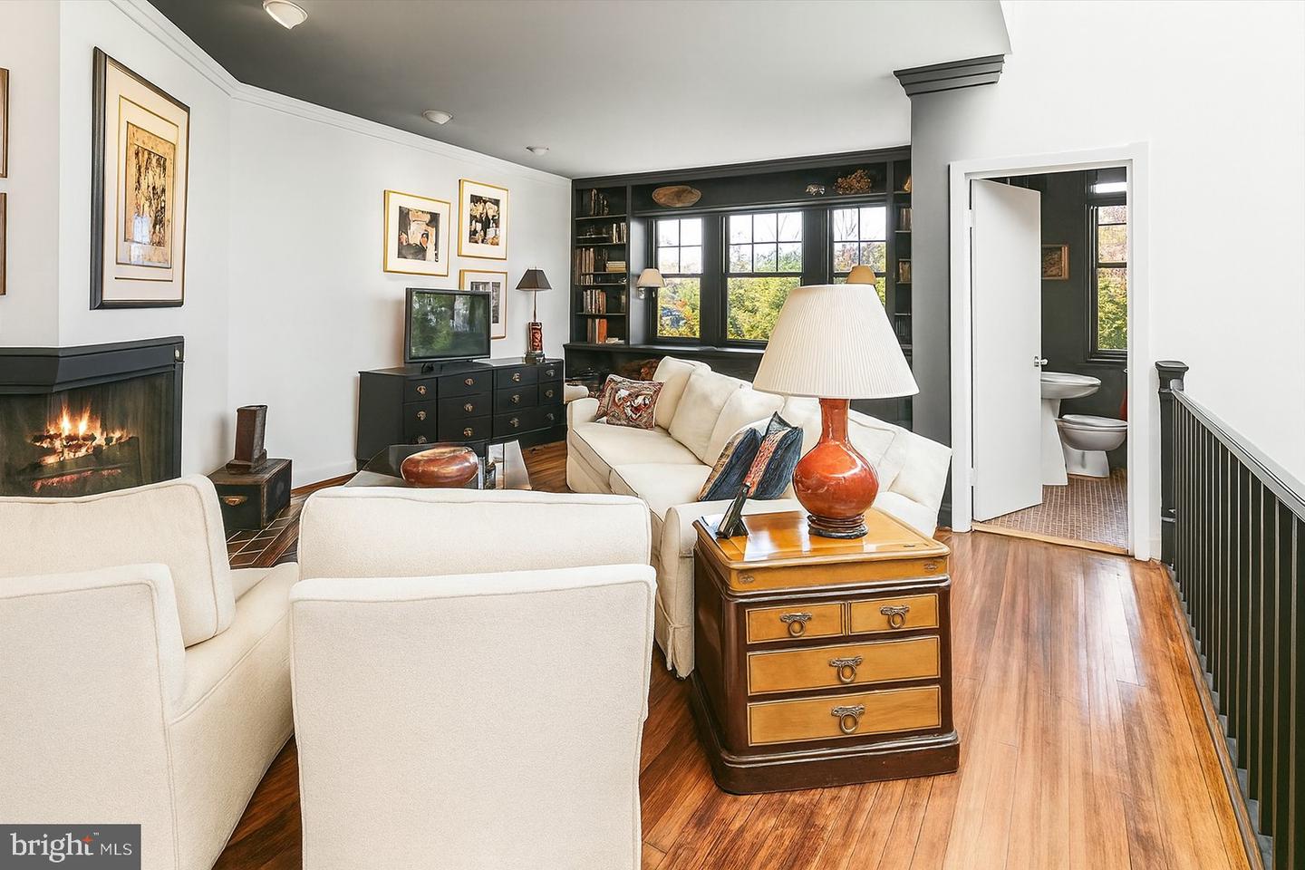 1829 16TH ST NW #4, WASHINGTON, District Of Columbia 20009, 2 Bedrooms Bedrooms, ,2 BathroomsBathrooms,Residential,For sale,1829 16TH ST NW #4,DCDC2239172 MLS # DCDC2239172