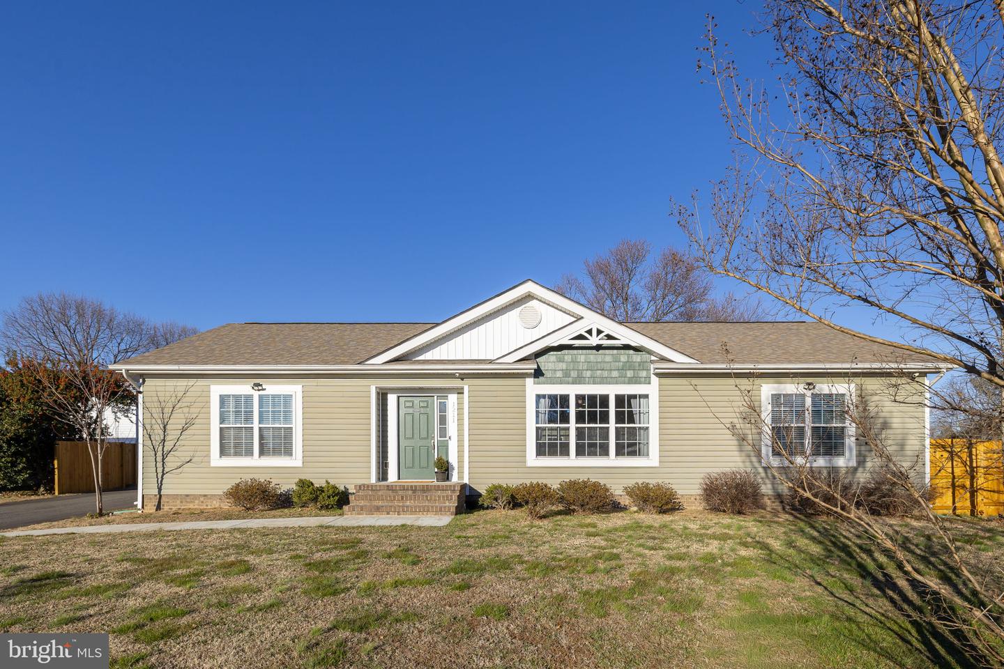 1211 DEWBERRY DR, FREDERICKSBURG, Virginia 22407, 3 Bedrooms Bedrooms, ,2 BathroomsBathrooms,Residential,For sale,1211 DEWBERRY DR,VASP2038330 MLS # VASP2038330 1211 DEWBERRY DR, FREDERICKSBURG, Virginia 22407, 3 Bedrooms Bedrooms, ,2 BathroomsBathrooms,Residential,For sale,1211 DEWBERRY DR,VASP2038330 MLS # VASP2038330