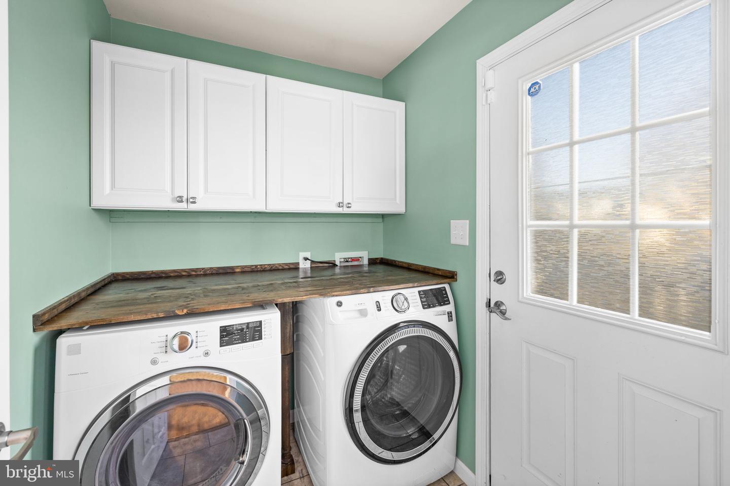 1211 DEWBERRY DR, FREDERICKSBURG, Virginia 22407, 3 Bedrooms Bedrooms, ,2 BathroomsBathrooms,Residential,For sale,1211 DEWBERRY DR,VASP2038330 MLS # VASP2038330 1211 DEWBERRY DR, FREDERICKSBURG, Virginia 22407, 3 Bedrooms Bedrooms, ,2 BathroomsBathrooms,Residential,For sale,1211 DEWBERRY DR,VASP2038330 MLS # VASP2038330