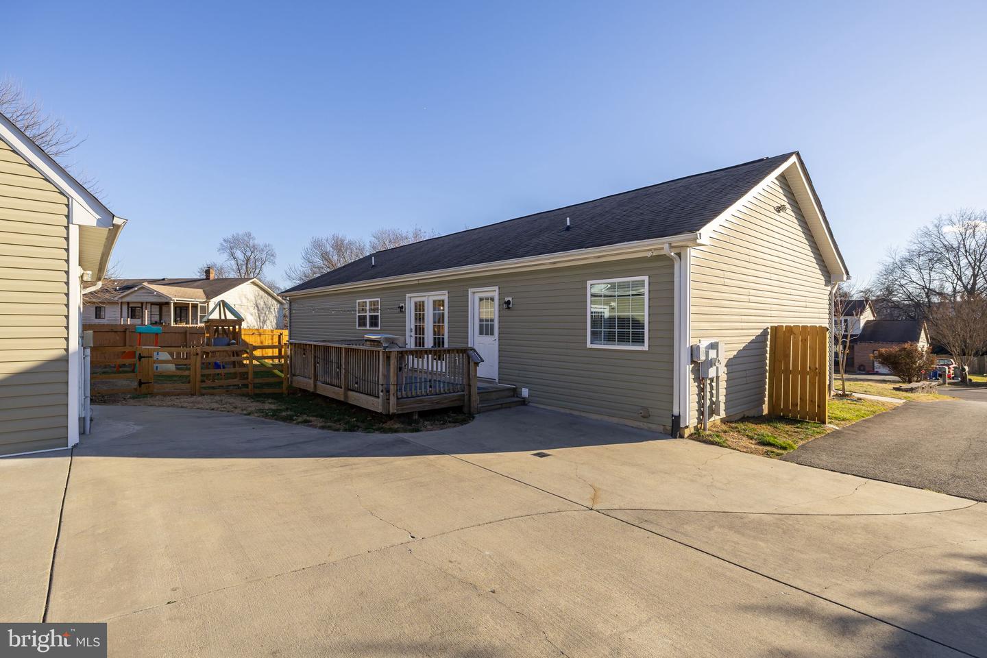 1211 DEWBERRY DR, FREDERICKSBURG, Virginia 22407, 3 Bedrooms Bedrooms, ,2 BathroomsBathrooms,Residential,For sale,1211 DEWBERRY DR,VASP2038330 MLS # VASP2038330 1211 DEWBERRY DR, FREDERICKSBURG, Virginia 22407, 3 Bedrooms Bedrooms, ,2 BathroomsBathrooms,Residential,For sale,1211 DEWBERRY DR,VASP2038330 MLS # VASP2038330