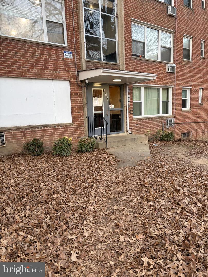 510 RIDGE RD SE #102, WASHINGTON, District Of Columbia 20019, 2 Bedrooms Bedrooms, 3 Rooms Rooms,1 BathroomBathrooms,Residential,For sale,510 RIDGE RD SE #102,DCDC2239176 MLS # DCDC2239176