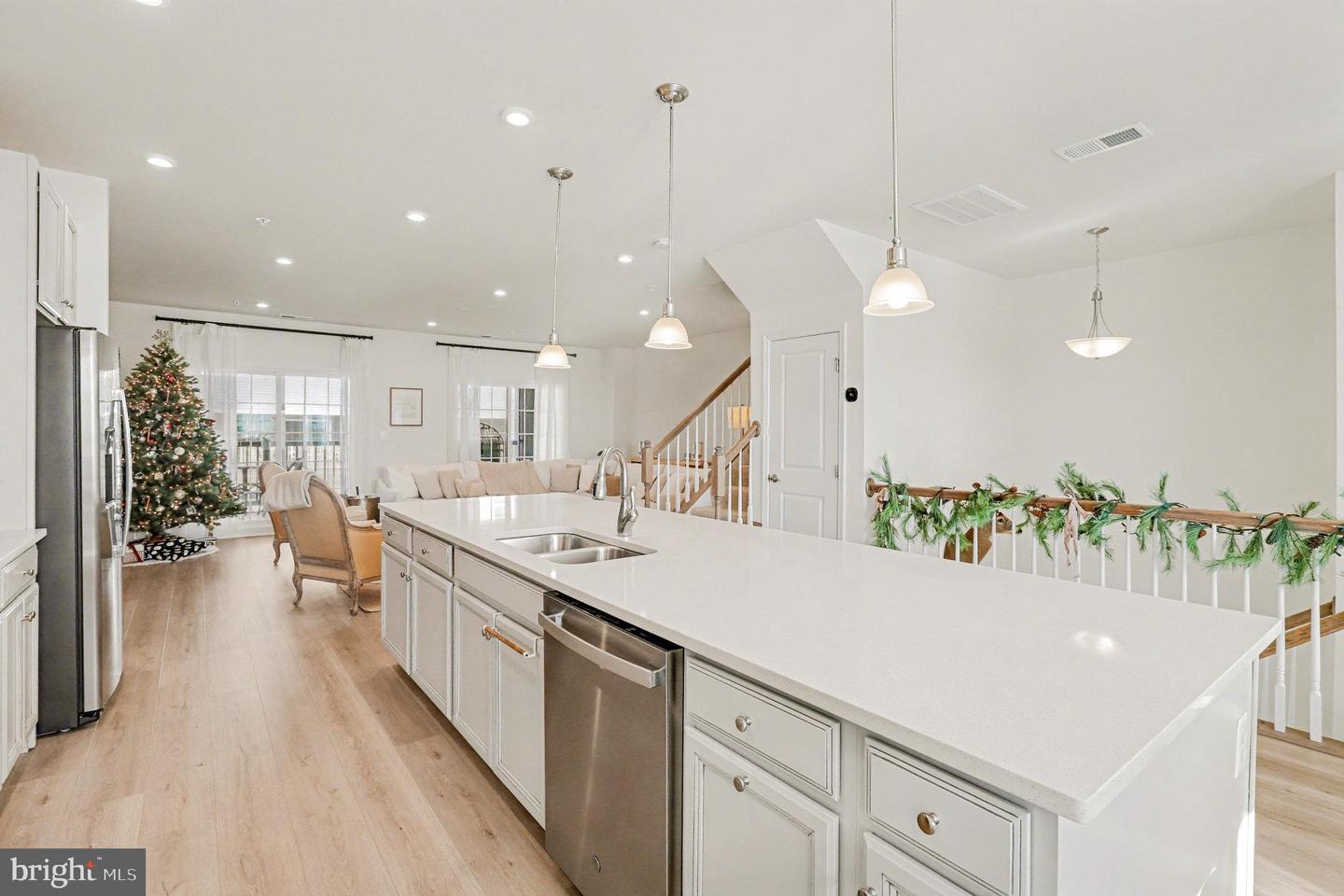 7913 INDEPENDENCE DR, SPOTSYLVANIA, Virginia 22553, 3 Bedrooms Bedrooms, ,2 BathroomsBathrooms,Residential,For sale,7913 INDEPENDENCE DR,VASP2038332 MLS # VASP2038332 7913 INDEPENDENCE DR, SPOTSYLVANIA, Virginia 22553, 3 Bedrooms Bedrooms, ,2 BathroomsBathrooms,Residential,For sale,7913 INDEPENDENCE DR,VASP2038332 MLS # VASP2038332