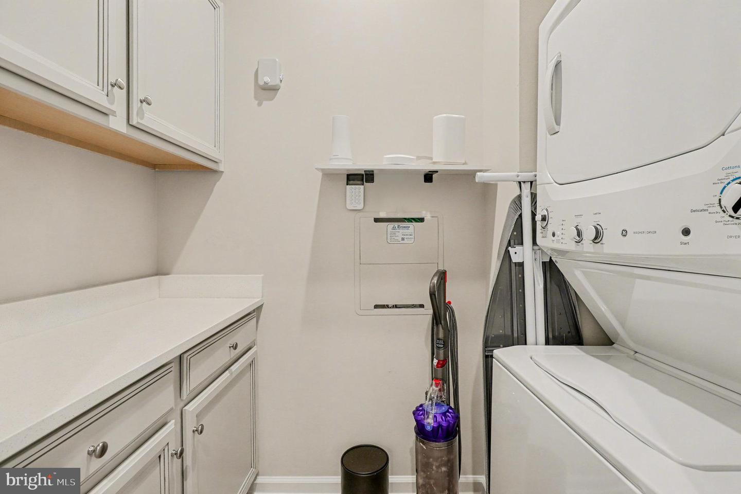 7913 INDEPENDENCE DR, SPOTSYLVANIA, Virginia 22553, 3 Bedrooms Bedrooms, ,2 BathroomsBathrooms,Residential,For sale,7913 INDEPENDENCE DR,VASP2038332 MLS # VASP2038332 7913 INDEPENDENCE DR, SPOTSYLVANIA, Virginia 22553, 3 Bedrooms Bedrooms, ,2 BathroomsBathrooms,Residential,For sale,7913 INDEPENDENCE DR,VASP2038332 MLS # VASP2038332