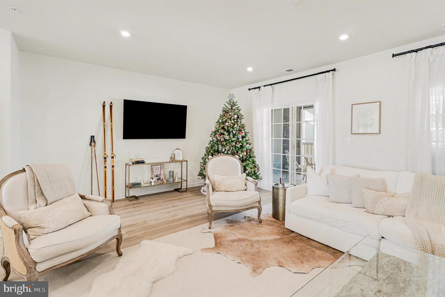 7913 INDEPENDENCE DR, SPOTSYLVANIA, Virginia 22553, 3 Bedrooms Bedrooms, ,2 BathroomsBathrooms,Residential,For sale,7913 INDEPENDENCE DR,VASP2038332 MLS # VASP2038332 7913 INDEPENDENCE DR, SPOTSYLVANIA, Virginia 22553, 3 Bedrooms Bedrooms, ,2 BathroomsBathrooms,Residential,For sale,7913 INDEPENDENCE DR,VASP2038332 MLS # VASP2038332