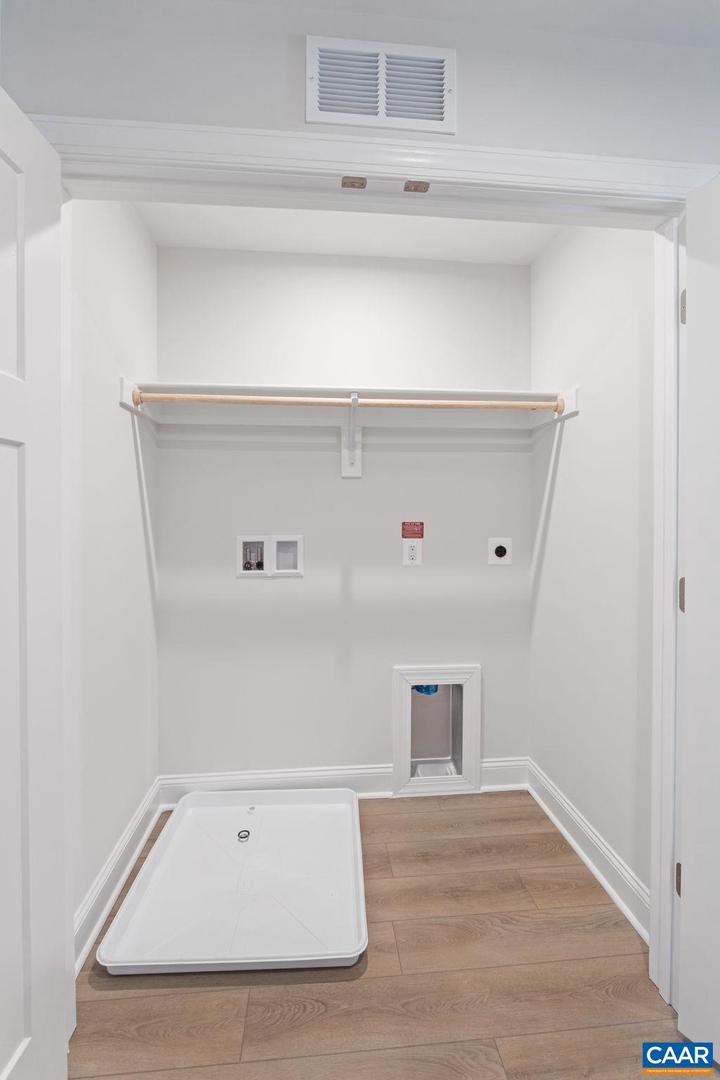 3026 FARROW CIR, CHARLOTTESVILLE, Virginia 22901, 3 Bedrooms Bedrooms, ,2 BathroomsBathrooms,Residential,For sale,3026 FARROW CIR,672112 MLS # 672112 3026 FARROW CIR, CHARLOTTESVILLE, Virginia 22901, 3 Bedrooms Bedrooms, ,2 BathroomsBathrooms,Residential,For sale,3026 FARROW CIR,672112 MLS # 672112