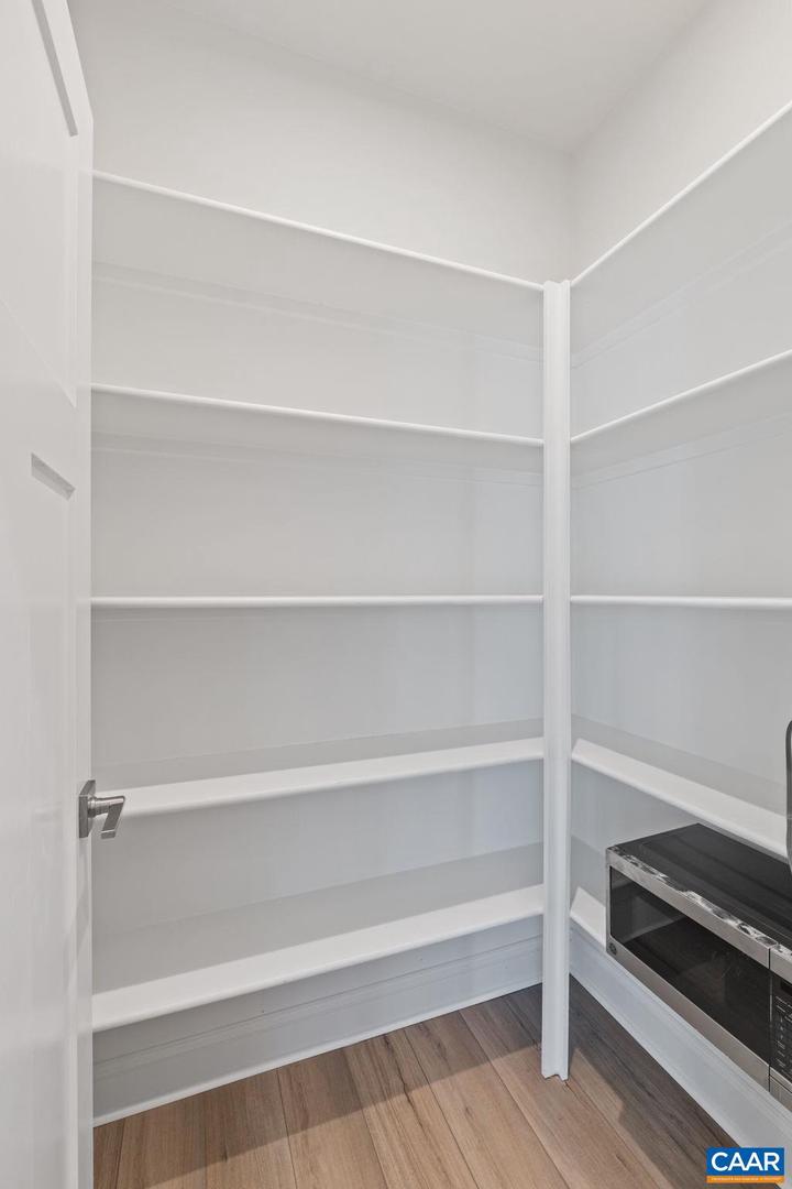 3036 FARROW CIR, CHARLOTTESVILLE, Virginia 22901, 3 Bedrooms Bedrooms, ,2 BathroomsBathrooms,Residential,For sale,3036 FARROW CIR,672114 MLS # 672114 3036 FARROW CIR, CHARLOTTESVILLE, Virginia 22901, 3 Bedrooms Bedrooms, ,2 BathroomsBathrooms,Residential,For sale,3036 FARROW CIR,672114 MLS # 672114