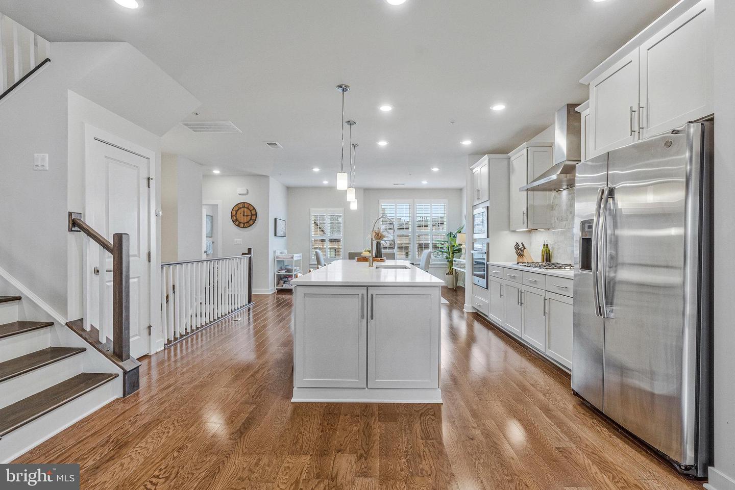 13240 LAKE WOODLAND WAY #5F, HERNDON, Virginia 20171, 3 Bedrooms Bedrooms, ,2 BathroomsBathrooms,Residential,For sale,13240 LAKE WOODLAND WAY #5F,VAFX2243776 MLS # VAFX2243776