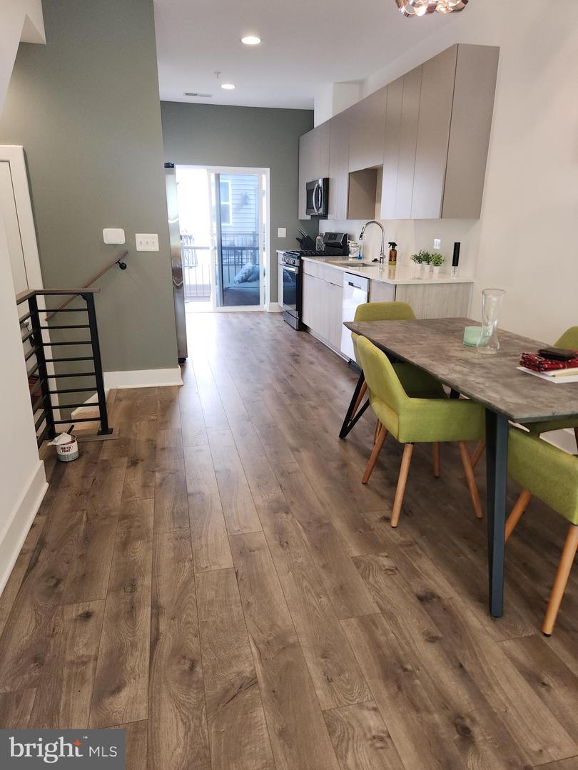 5541 SOUTH DAKOTA AVE NE, WASHINGTON, District Of Columbia 20011, 2 Bedrooms Bedrooms, 2 Rooms Rooms,1 BathroomBathrooms,Residential,For sale,5541 SOUTH DAKOTA AVE NE,DCDC2220690 MLS # DCDC2220690