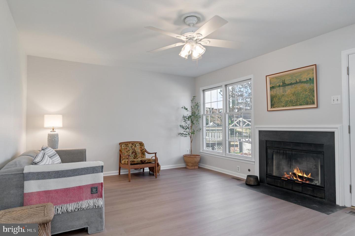 3916 OAK ST, FAIRFAX, Virginia 22030, 3 Bedrooms Bedrooms, ,2 BathroomsBathrooms,Residential,For sale,3916 OAK ST,VAFC2007050 MLS # VAFC2007050 3916 OAK ST, FAIRFAX, Virginia 22030, 3 Bedrooms Bedrooms, ,2 BathroomsBathrooms,Residential,For sale,3916 OAK ST,VAFC2007050 MLS # VAFC2007050