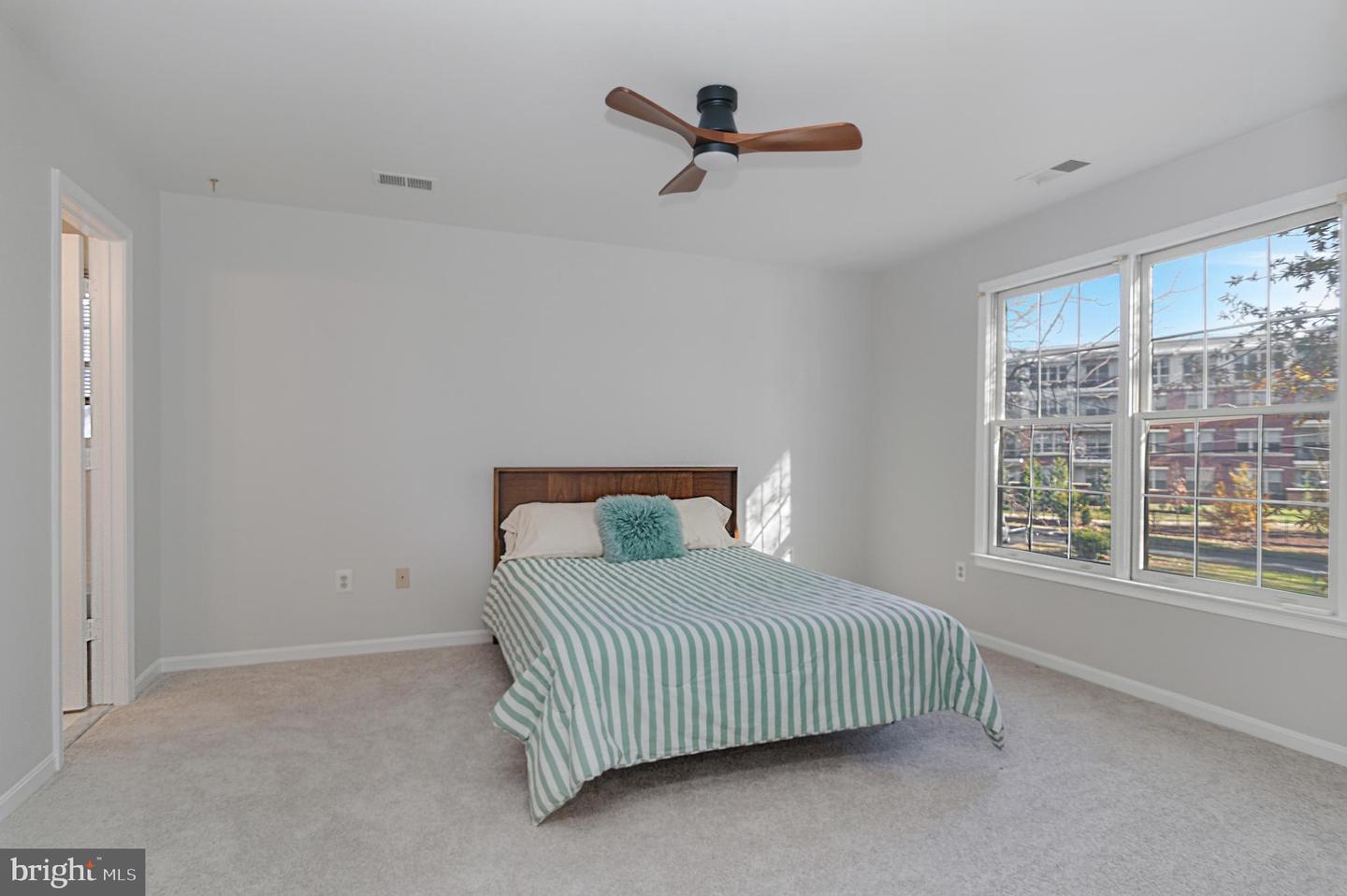 3916 OAK ST, FAIRFAX, Virginia 22030, 3 Bedrooms Bedrooms, ,2 BathroomsBathrooms,Residential,For sale,3916 OAK ST,VAFC2007050 MLS # VAFC2007050 3916 OAK ST, FAIRFAX, Virginia 22030, 3 Bedrooms Bedrooms, ,2 BathroomsBathrooms,Residential,For sale,3916 OAK ST,VAFC2007050 MLS # VAFC2007050