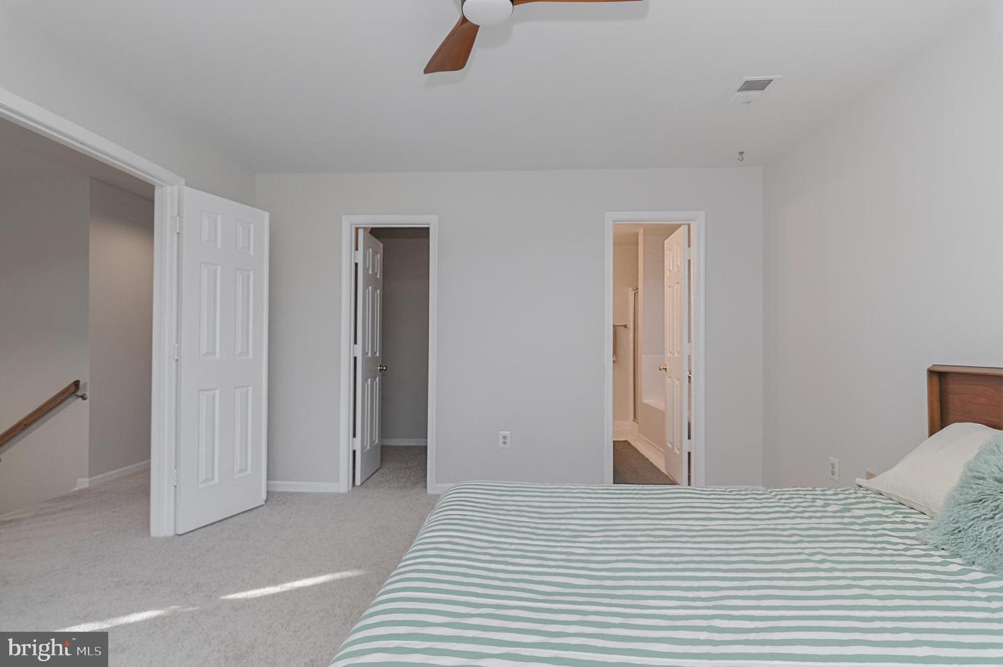 3916 OAK ST, FAIRFAX, Virginia 22030, 3 Bedrooms Bedrooms, ,2 BathroomsBathrooms,Residential,For sale,3916 OAK ST,VAFC2007050 MLS # VAFC2007050 3916 OAK ST, FAIRFAX, Virginia 22030, 3 Bedrooms Bedrooms, ,2 BathroomsBathrooms,Residential,For sale,3916 OAK ST,VAFC2007050 MLS # VAFC2007050