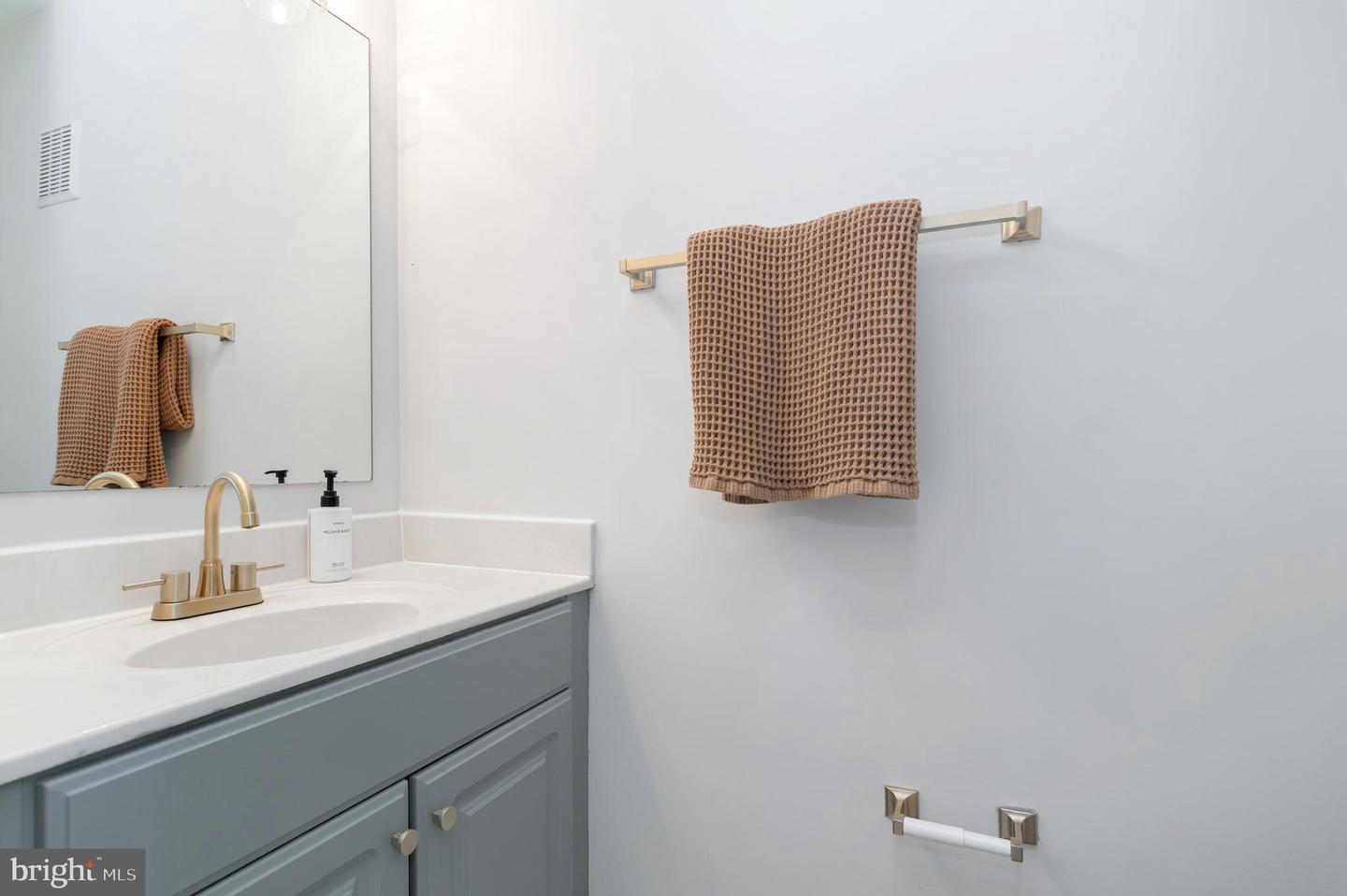 3916 OAK ST, FAIRFAX, Virginia 22030, 3 Bedrooms Bedrooms, ,2 BathroomsBathrooms,Residential,For sale,3916 OAK ST,VAFC2007050 MLS # VAFC2007050 3916 OAK ST, FAIRFAX, Virginia 22030, 3 Bedrooms Bedrooms, ,2 BathroomsBathrooms,Residential,For sale,3916 OAK ST,VAFC2007050 MLS # VAFC2007050