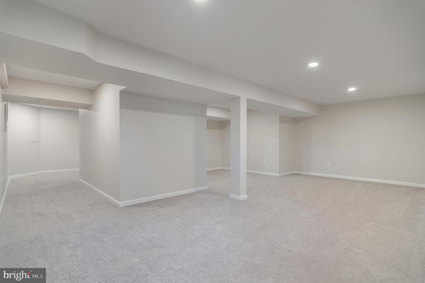 3916 OAK ST, FAIRFAX, Virginia 22030, 3 Bedrooms Bedrooms, ,2 BathroomsBathrooms,Residential,For sale,3916 OAK ST,VAFC2007050 MLS # VAFC2007050 3916 OAK ST, FAIRFAX, Virginia 22030, 3 Bedrooms Bedrooms, ,2 BathroomsBathrooms,Residential,For sale,3916 OAK ST,VAFC2007050 MLS # VAFC2007050