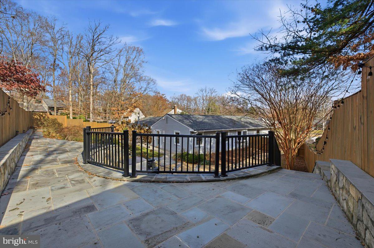 6906 SPROUSE CT, SPRINGFIELD, Virginia 22153, 4 Bedrooms Bedrooms, ,2 BathroomsBathrooms,Residential,For sale,6906 SPROUSE CT,VAFX2275892 MLS # VAFX2275892