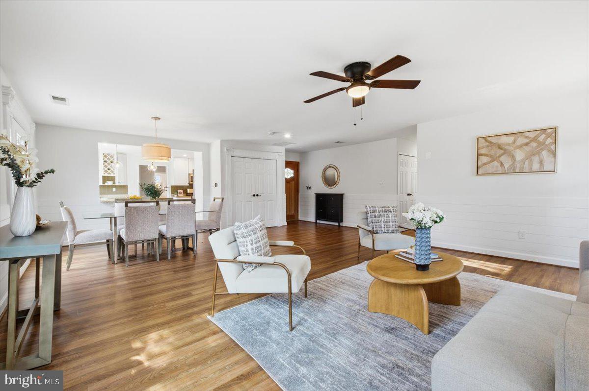 6906 SPROUSE CT, SPRINGFIELD, Virginia 22153, 4 Bedrooms Bedrooms, ,2 BathroomsBathrooms,Residential,For sale,6906 SPROUSE CT,VAFX2275892 MLS # VAFX2275892