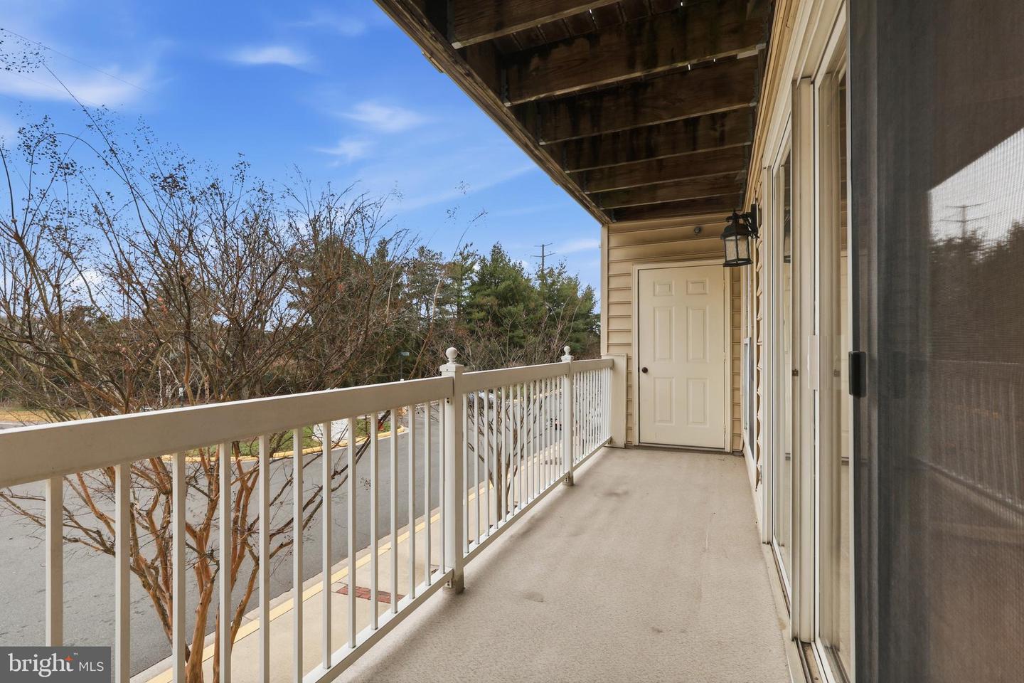 1934 CRESCENT PARK DR #28-A, RESTON, Virginia 20190, 2 Bedrooms Bedrooms, ,2 BathroomsBathrooms,Residential,For sale,1934 CRESCENT PARK DR #28-A,VAFX2276332 MLS # VAFX2276332