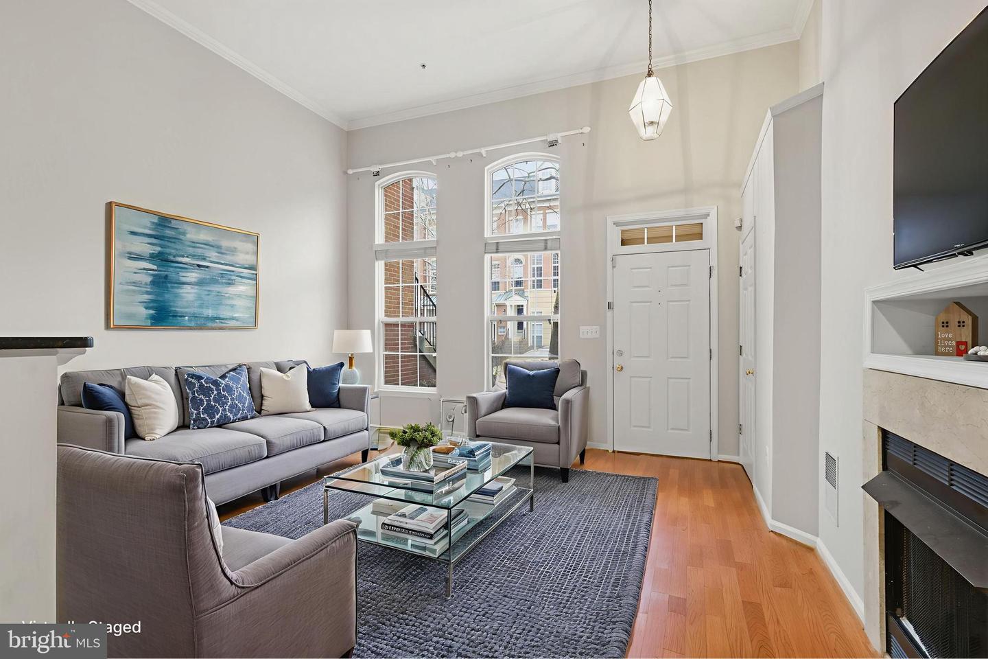 1934 CRESCENT PARK DR #28-A, RESTON, Virginia 20190, 2 Bedrooms Bedrooms, ,2 BathroomsBathrooms,Residential,For sale,1934 CRESCENT PARK DR #28-A,VAFX2276332 MLS # VAFX2276332