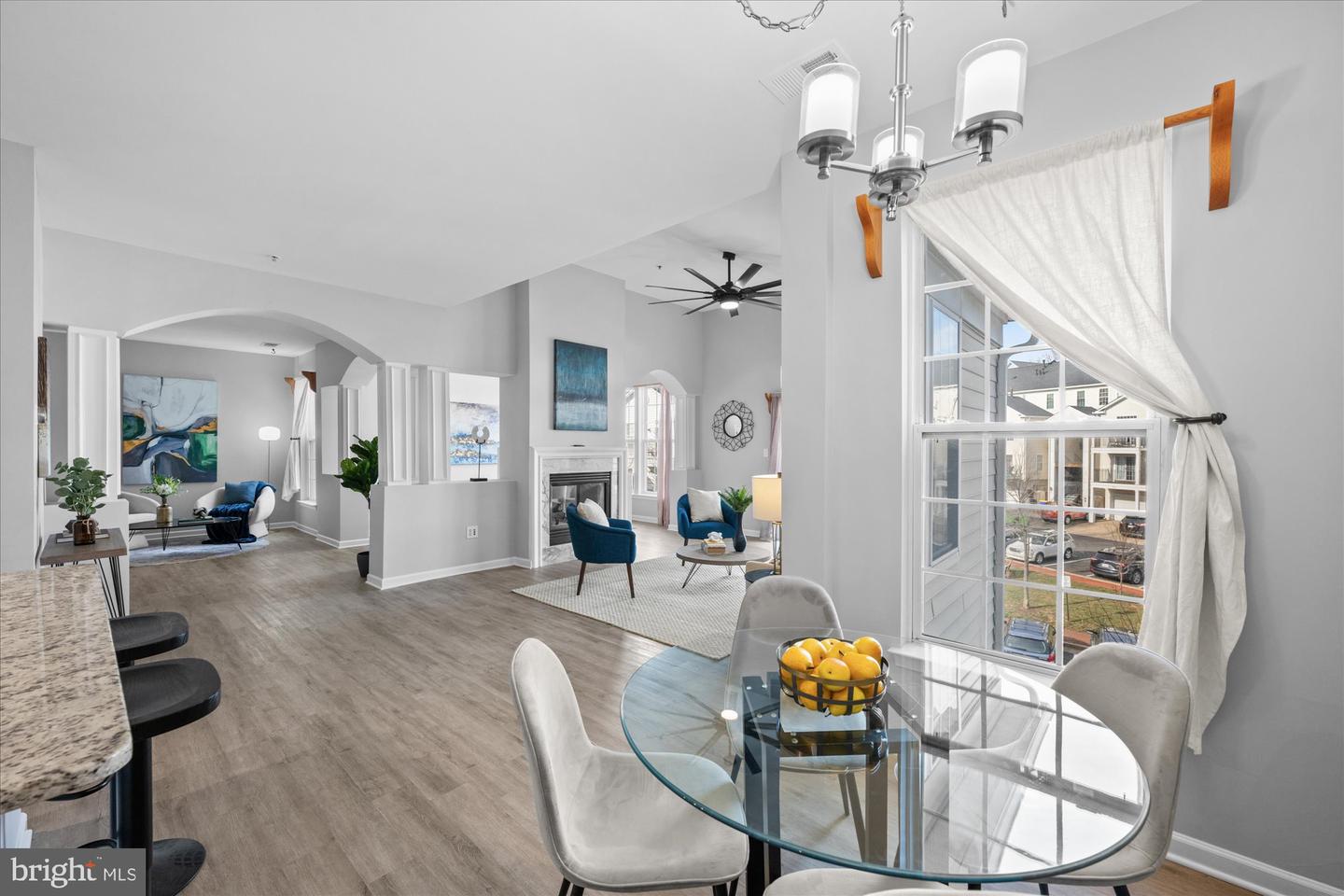 291 CAMERON STATION BLVD #102, ALEXANDRIA, Virginia 22304, 3 Bedrooms Bedrooms, ,2 BathroomsBathrooms,Residential,For sale,291 CAMERON STATION BLVD #102,VAAX2050558 MLS # VAAX2050558